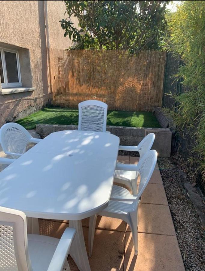 Rez De Villa Avec Place De Parking Et Vue Mer. La Ciotat Dış mekan fotoğraf